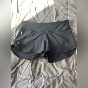 Super cute black running shorts
